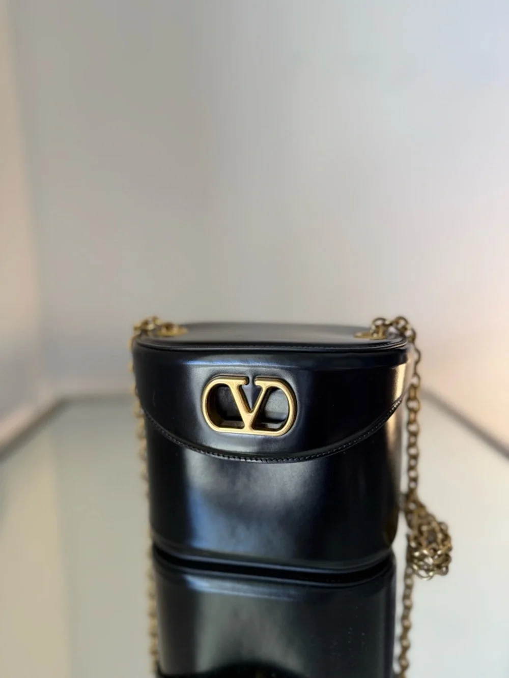 Valentino Garavani Vain Vanity Bag In Shiny Calfskin $3,450